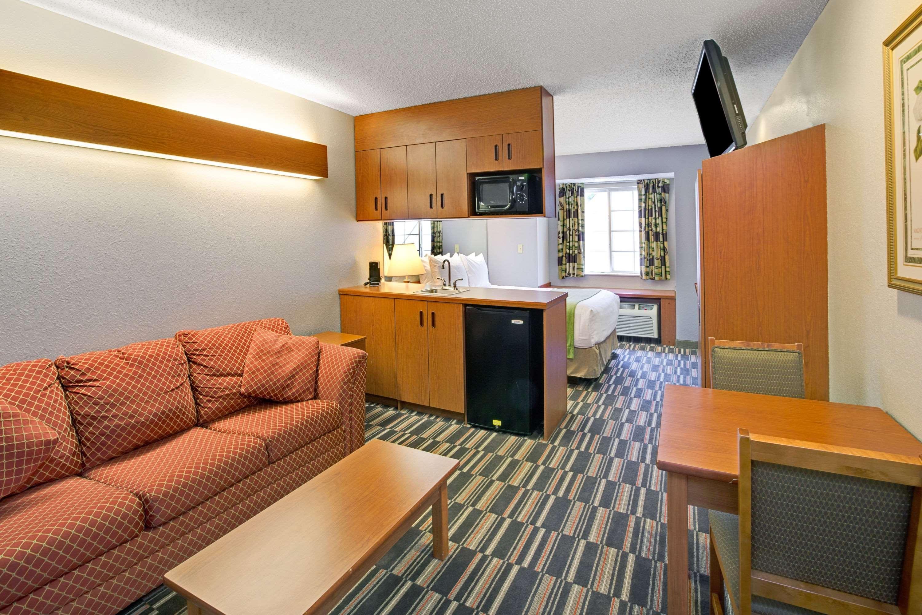 Microtel Inn & Suites By Wyndham Cherokee Buitenkant foto