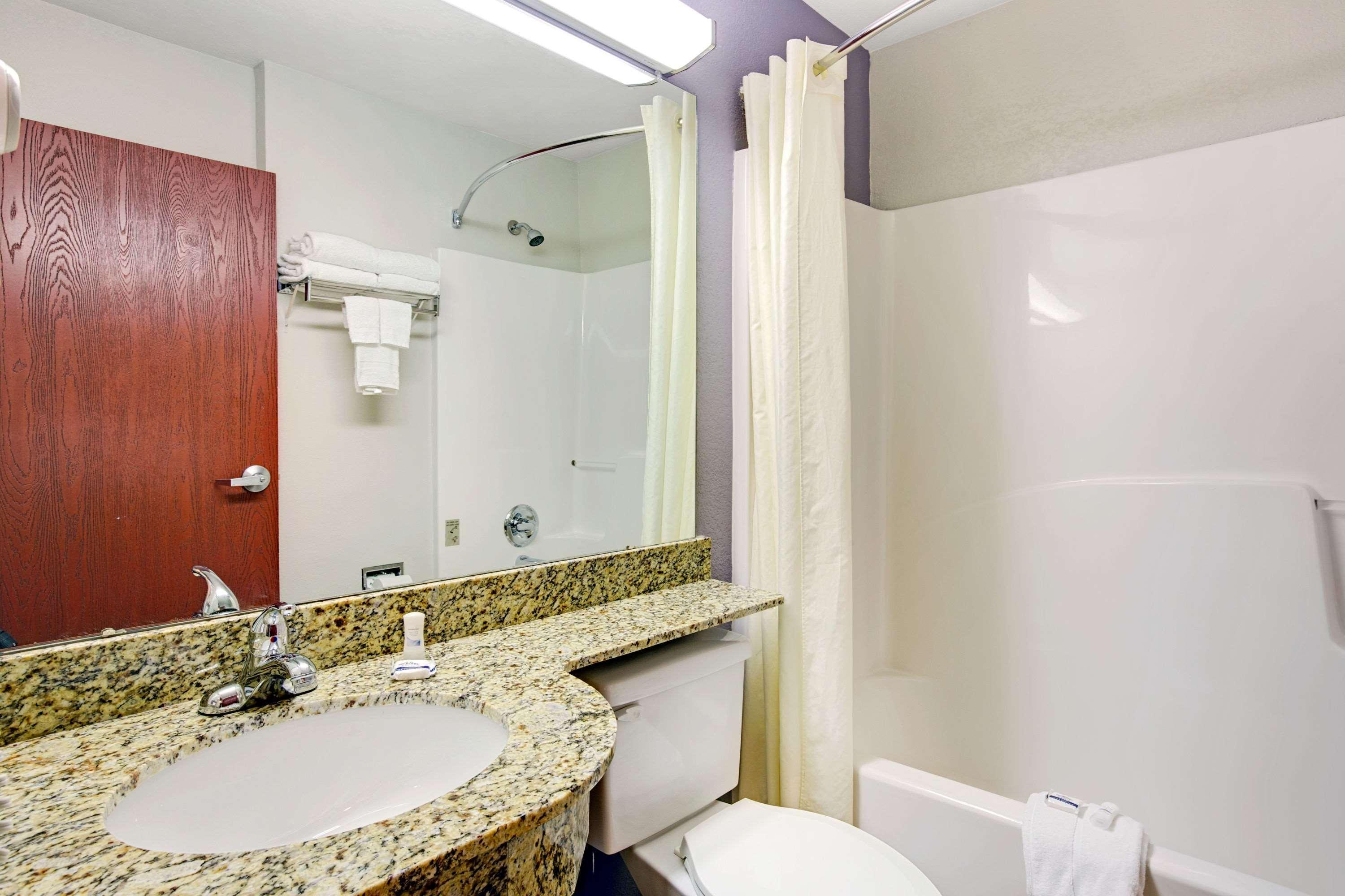 Microtel Inn & Suites By Wyndham Cherokee Buitenkant foto