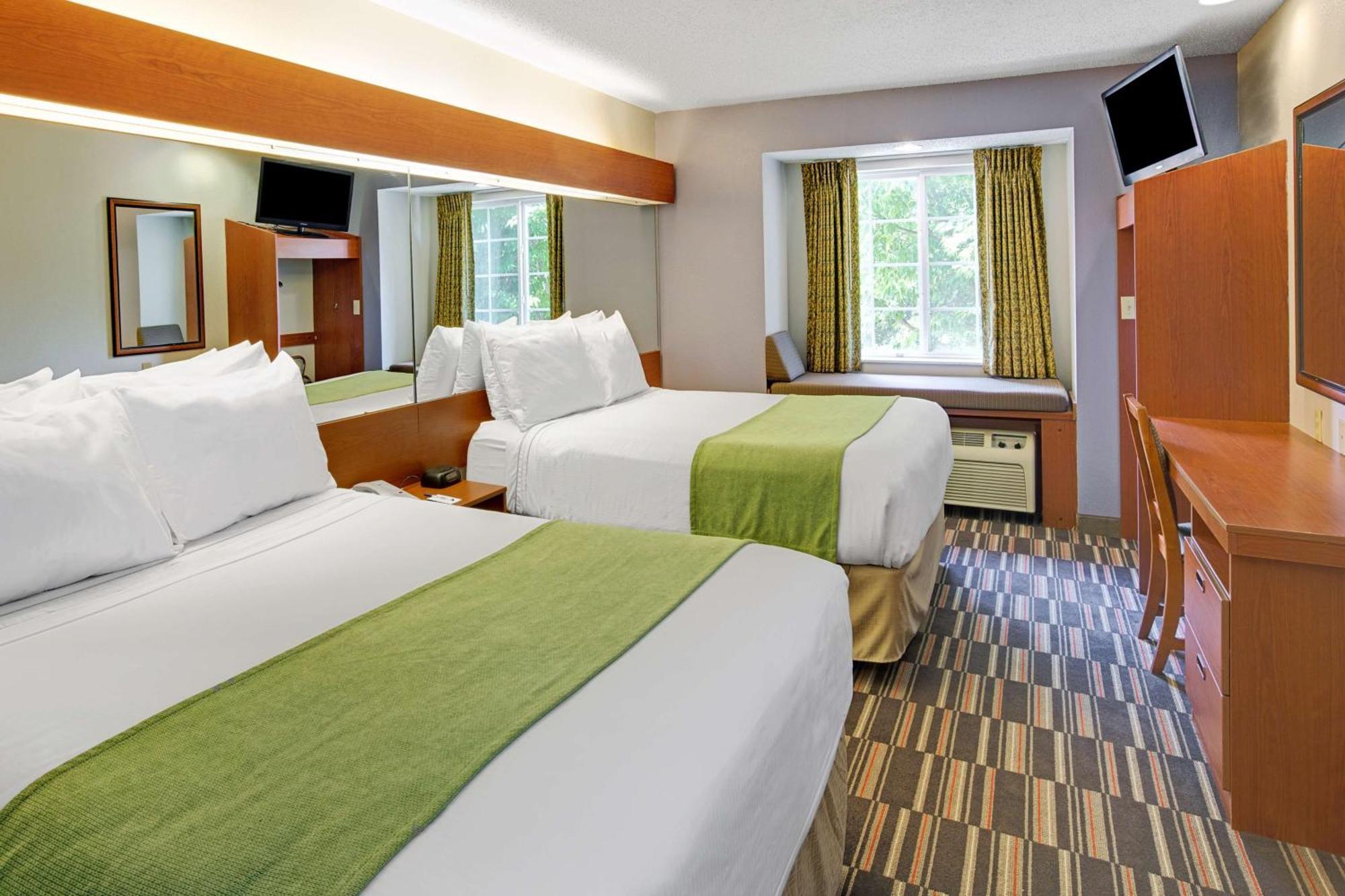 Microtel Inn & Suites By Wyndham Cherokee Buitenkant foto
